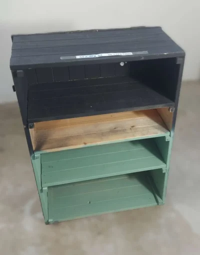 Holzregal Regal für Warenpräsentation schwarz