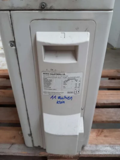 Daikin Außengerät klein RXS35J2V1B 2012 (Set 11)